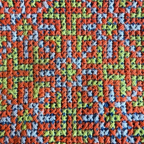 Hand embroidered Pouch - Picture 4 of 4